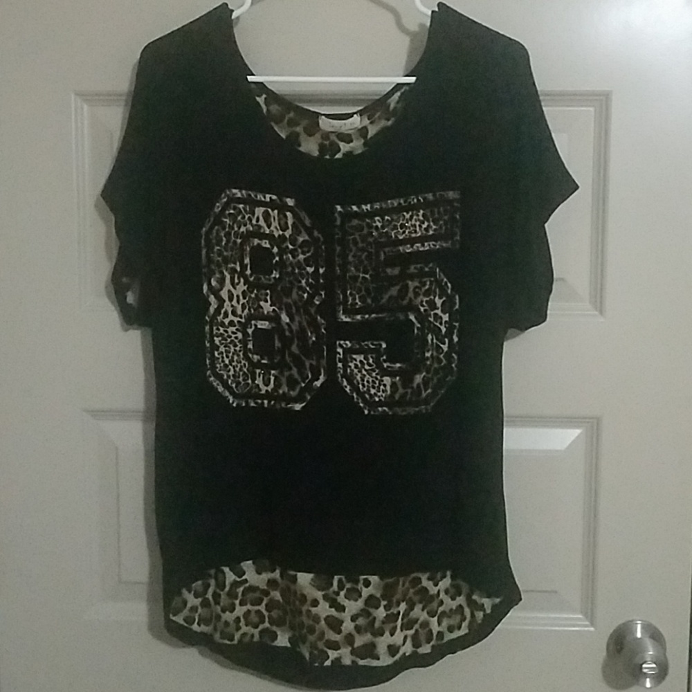Black leopard print shirt with detail on back